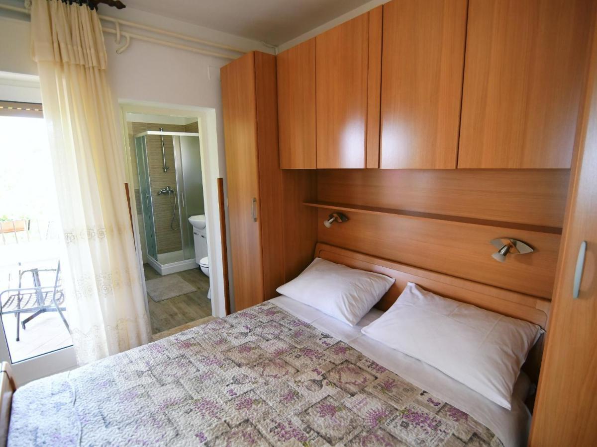 Bed And Breakfast Rooms Valentin Moscenicka Draga Bagian luar foto